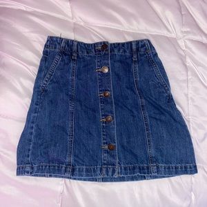 Cute Denim Skirt with pockets